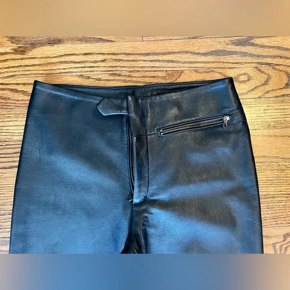 VINTAGE Leather Holt Renfrew Women’s Black Pants - Size 2 - Picture 5 of 9